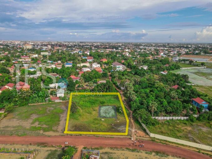 3000 Sqm Land For Sale - Svay Dangkum
