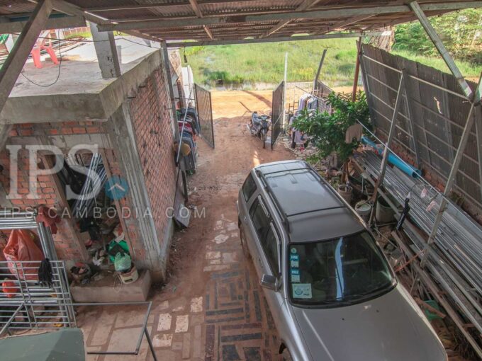 7 Bedroom House For Sale - Chreav