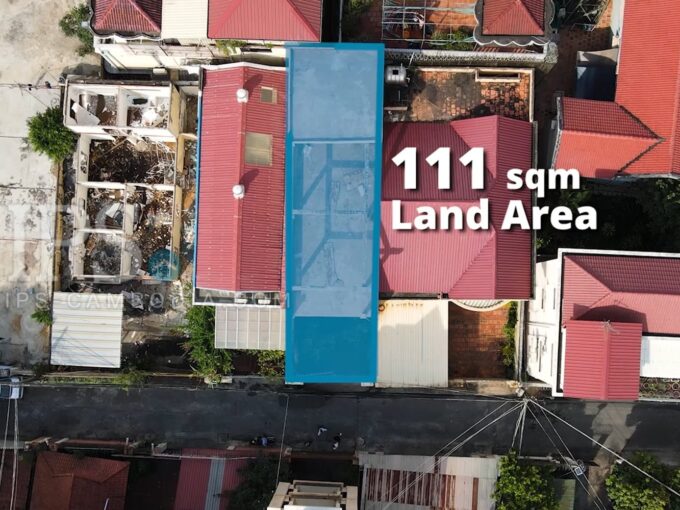 Unrenovated Townhouse For Sale - Tonle Bassac