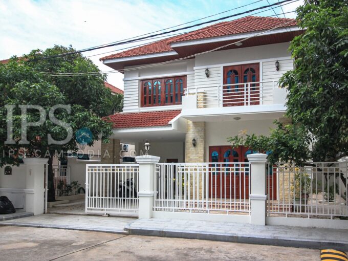 4 Bedroom Villa For Rent in Tonle Bassac - Phnom Penh
