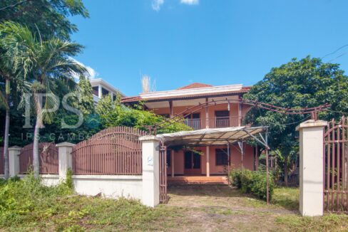 6 Bedroom House For Sale - Svay Dangkum
