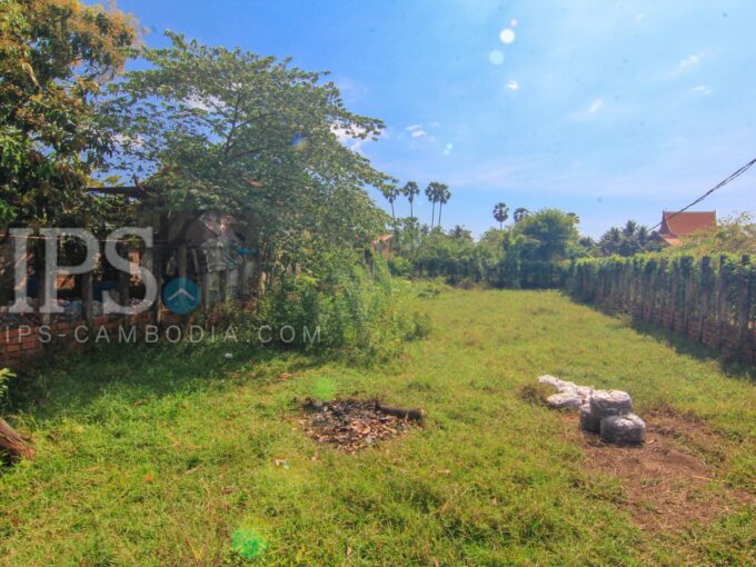 250 Sqm Land For Sale - Sala Kamreuk
