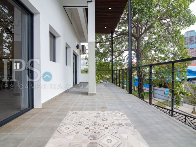 3 Bedroom Apartment For Rent - Toul Kork