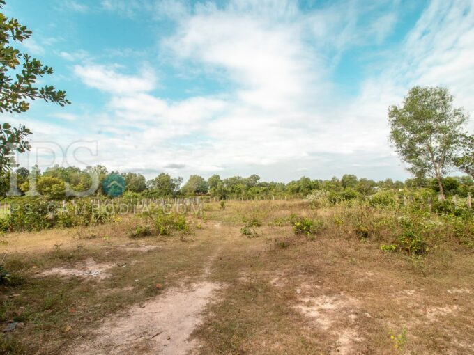 1560 Sqm Land For Sale - Banteay Srey