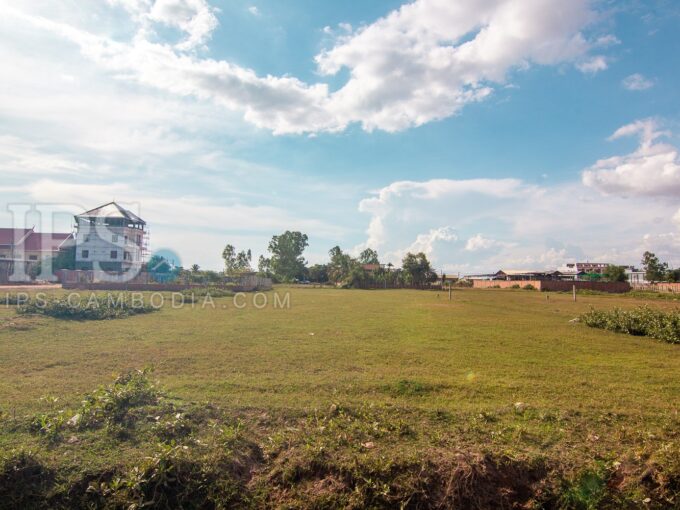 2800 Sqm Land  For Sale - Chreav