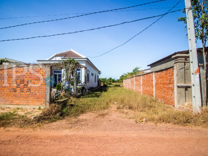 210 Sqm. Land For Sale - Sra Ngae