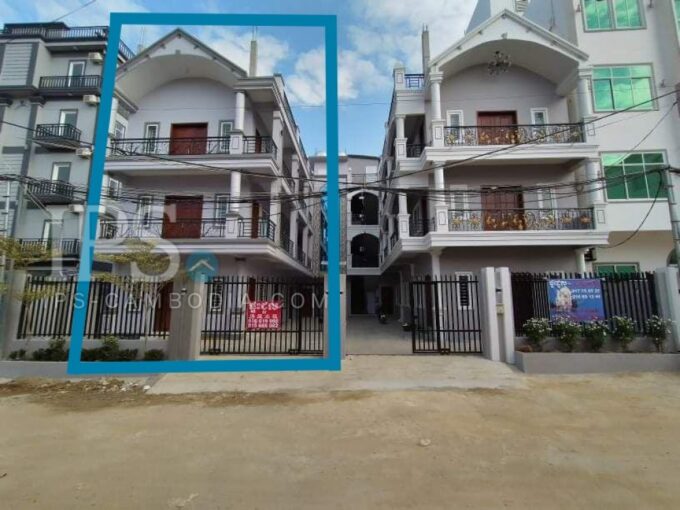 12 Room Hotel For Sale in Sangkat 4