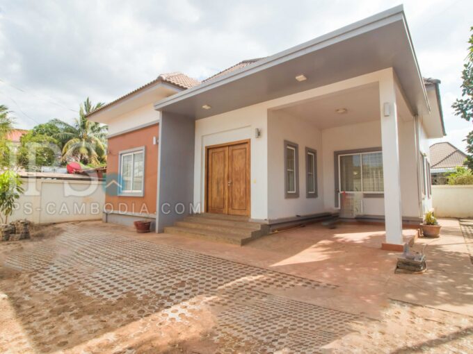 3 Bedroom Villa For Rent - Sala Kamreuk