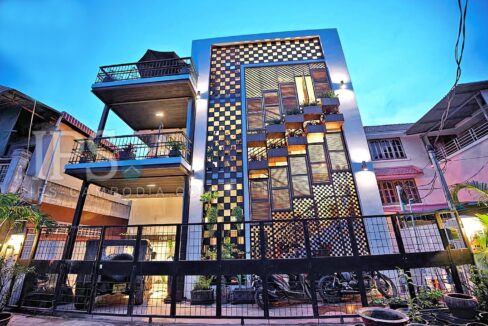 5 Bedroom Villa For Rent - Night Market Area