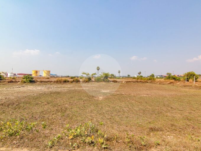 2220 Sqm Residential Land For Sale - Sangkat Teuk Vil