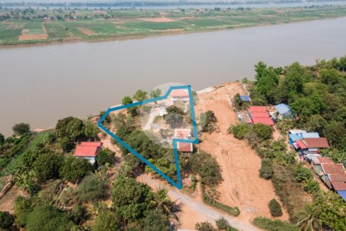 2736 Sqm Land For Rent - Chbar Ampov