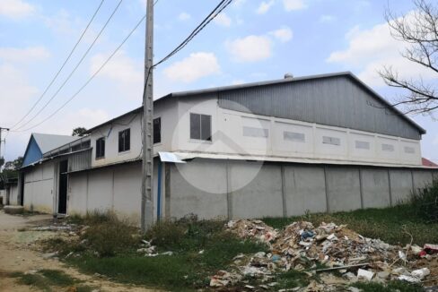 1200 Sqm Warehouse And Office Space For Rent - Por Sen Chey