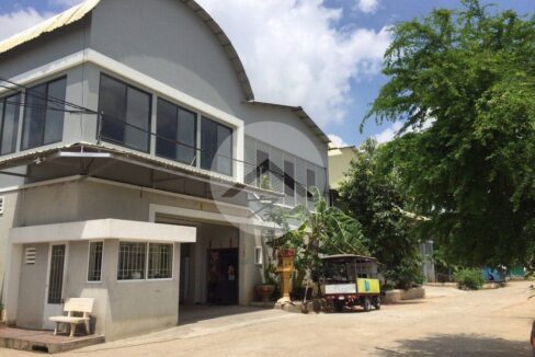 1200 Sqm Warehouse And Office For Rent - Por Sen Chey