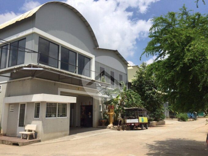 1200 Sqm Warehouse And Office For Rent - Por Sen Chey