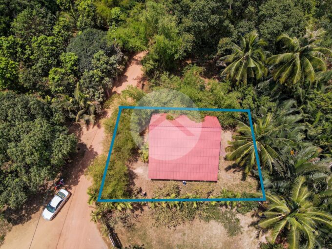 One Bedroom House For Sale - Kampong Kraeng Waterway