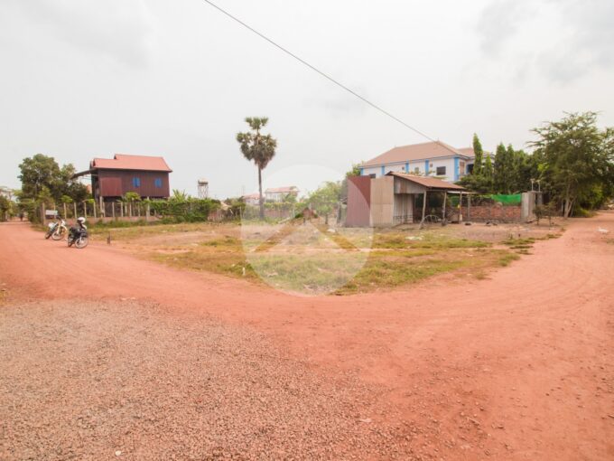 400 Sqm Residential Land For Sale - Chreav
