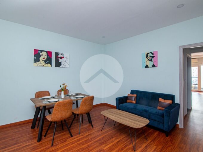 2 Bedroom Apartment For Rent - Tonle Bassac