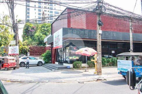 Corner Commercial Space For Rent - BKK1