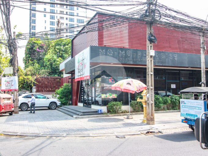 Corner Commercial Space For Rent - BKK1
