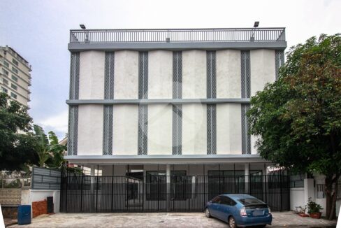 1776 Sqm Commercial Building For Rent - BKK1