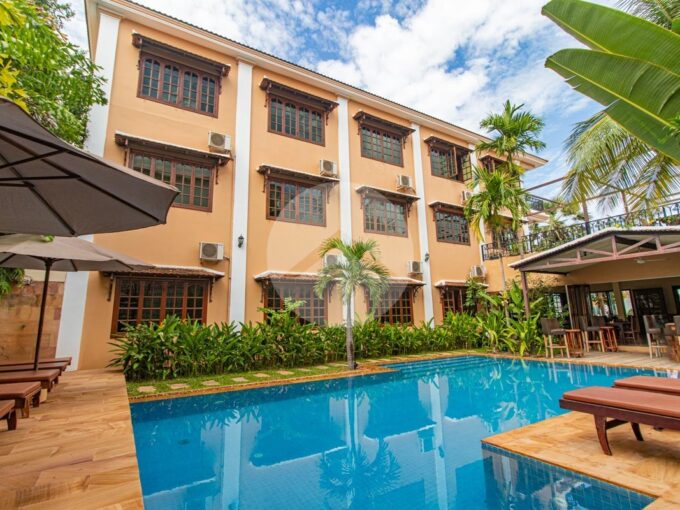 25 Bedroom Hotel For Sale - Svay Dangkum