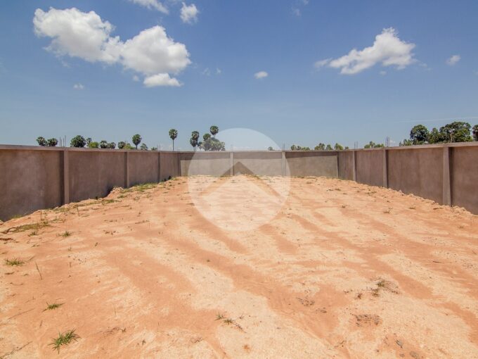 220 Sqm Residential Land For Sale - Bakong District