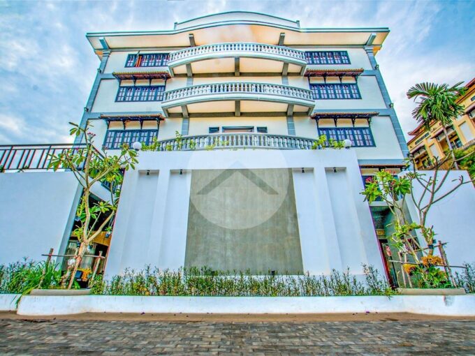 45 Bedroom Hotel For Rent - Svay Dangkum