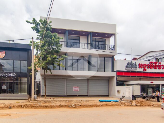 4 Bedroom Commercial Flat For Rent - Sala Kamreuk