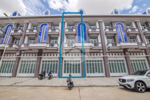 5 Bedroom Shophouse For Rent - Chroy Changvar