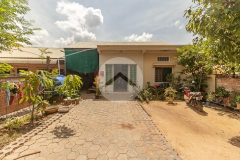 2 Bedroom House For Sale - Slor Kram