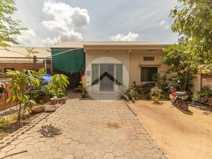 2 Bedroom House For Sale - Slor Kram