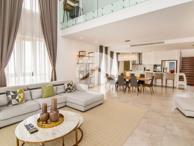 4 Bedroom Luxury Penthouse For Rent - Tonle Bassac