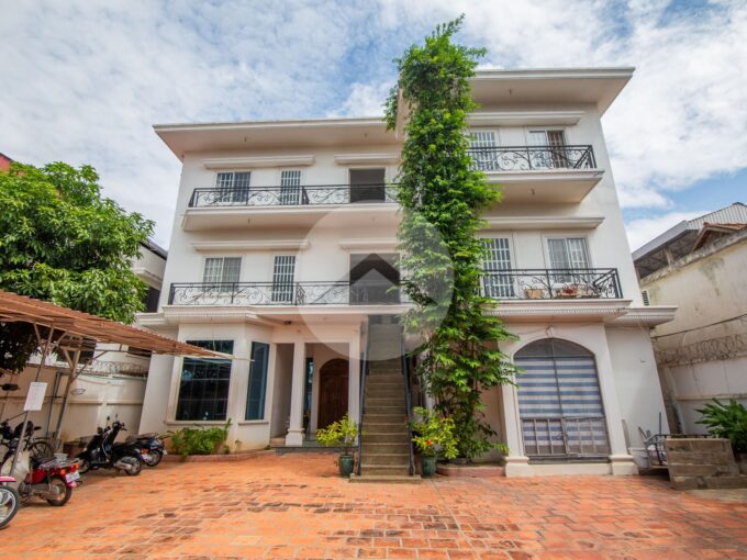 9 Unit Apartment Building For Sale - Boeung Tumpun