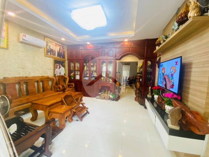 4 Bedroom Link House For Rent - Sen Sok