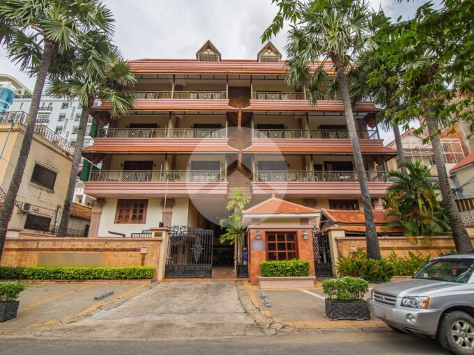 29 Unit Apartment Building For Lease