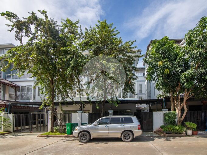 4 Bedroom Twin Villa For Sale - Borey Peng Huoth