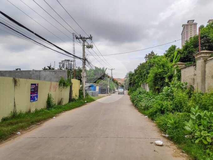1000 Sqm Residential Land For Rent - Chroy Changvar