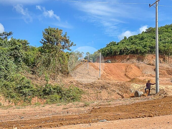 1.8 Ha Land For Sale - Prey Thom