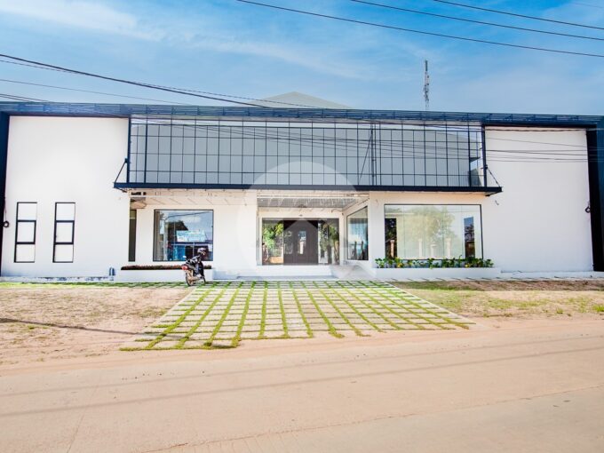 48 Sqm Shop Space For Rent - Slor Kram
