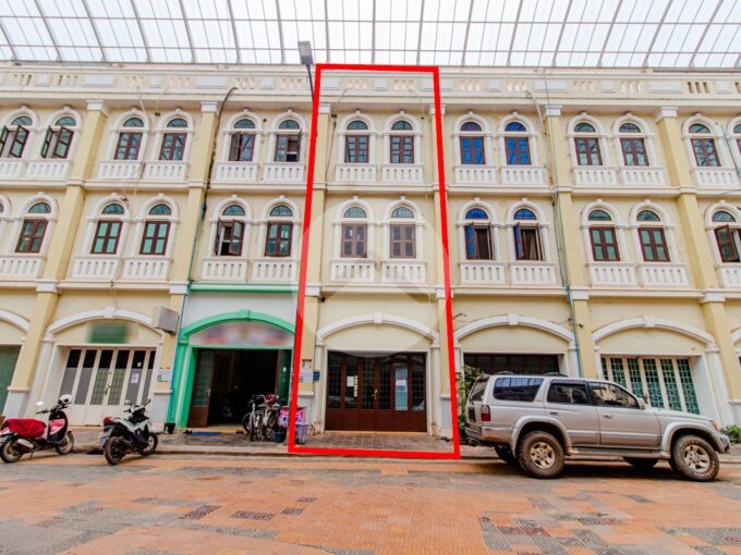 4 Bedroom Shophouse For Sale - Svay Dangkum