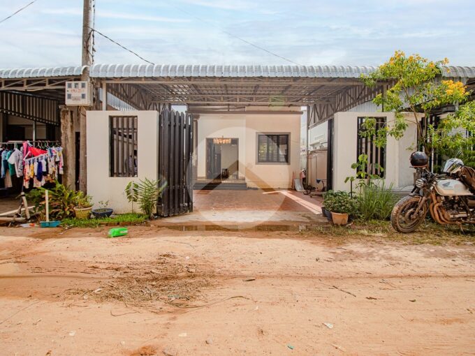 2 Bedroom House For Sale - Slor Kram