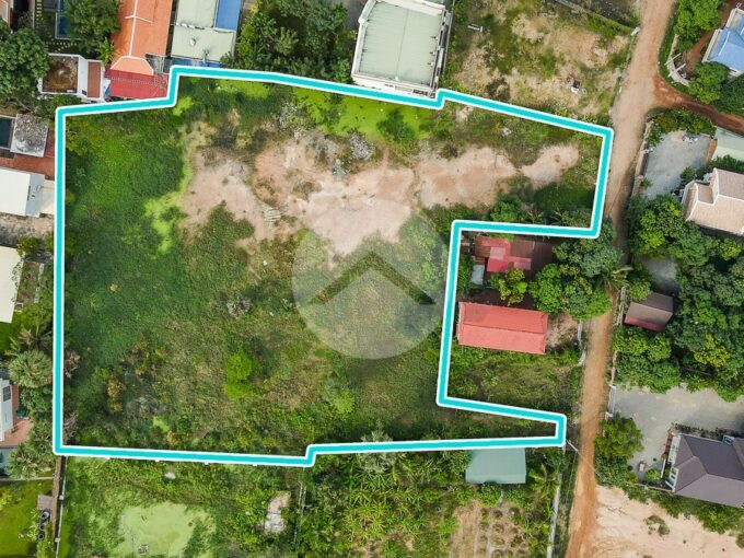 4300 Sqm Commercial Land For Sale - Sala Kamreuk
