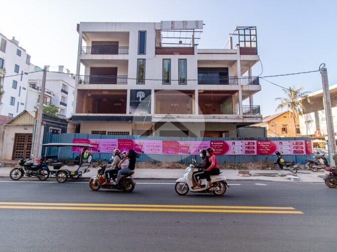 144 Sqm Commercial Building For Rent - Wat Bo Road