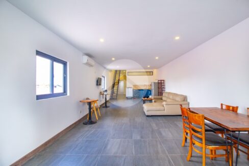 Renovated 2 Bedroom Apartment For Rent - Phsar Thmei 1