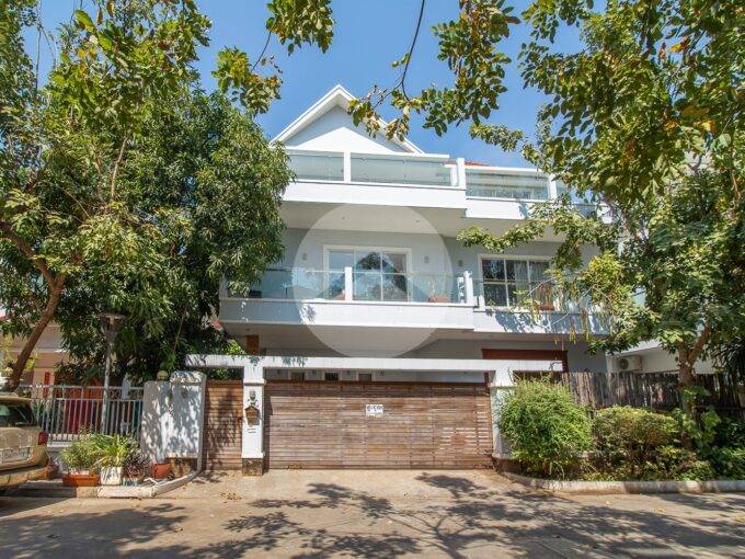 7 Bedroom Villa For Rent - Tonle Bassac