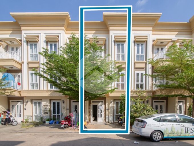 3 Bedroom Link House For Sale - The Mekong Royal in Chroy Changvar