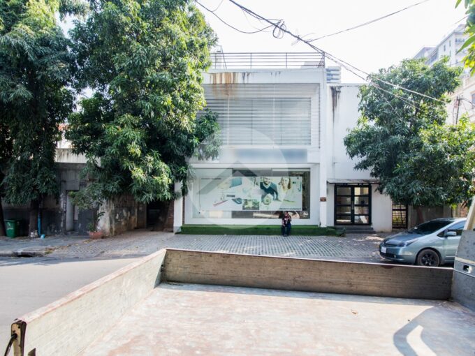 476 Sqm Commercial Space For Rent - BKK1