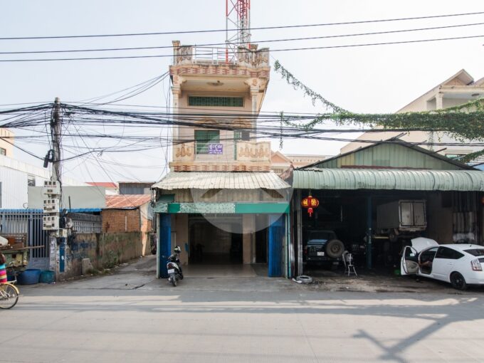 200 Sqm Shophouse For Rent - Teuk Thla