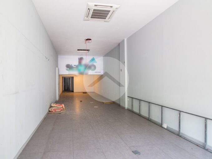 4 Bedroom Commercial Shophouse For Rent - Daun Penh