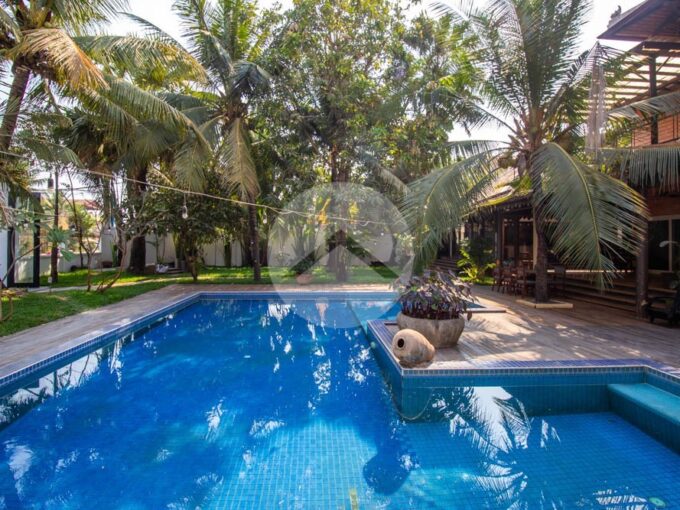 3 Bedrooms Villa For Rent - Wat Bo